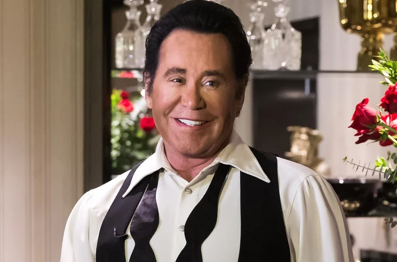 Wayne Newton Net Worth: A Journey of Setbacks and Comebacks 1 | Wayne Newton Net Worth | Gown Magazine